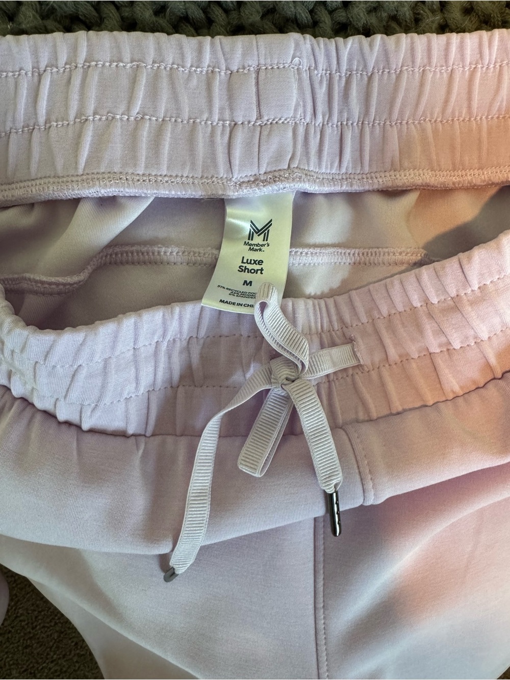 Luxe Lavender Women’s Lounge Shorts and Top Set - Soft Casual Fit - Picture 2 of 4
